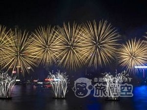 香港 国慶節 花火大会 鑑賞ディナークルーズ